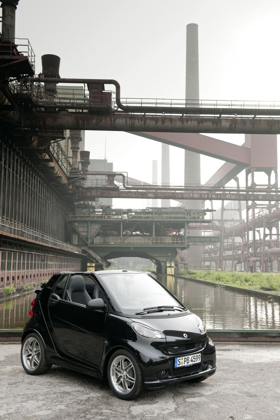  Smart ForTwo Cabrio by Brabus 2010 года  (фото 9 из 20)